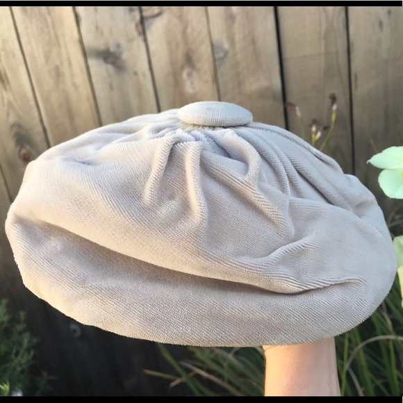VINTAGE Nude Velvet Ladies Cap - Picture 2 of 7